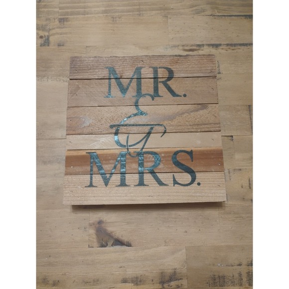 DECOR WALTHER Other - 10x10 Wooden "Mr.&Mrs. Shelf Decor